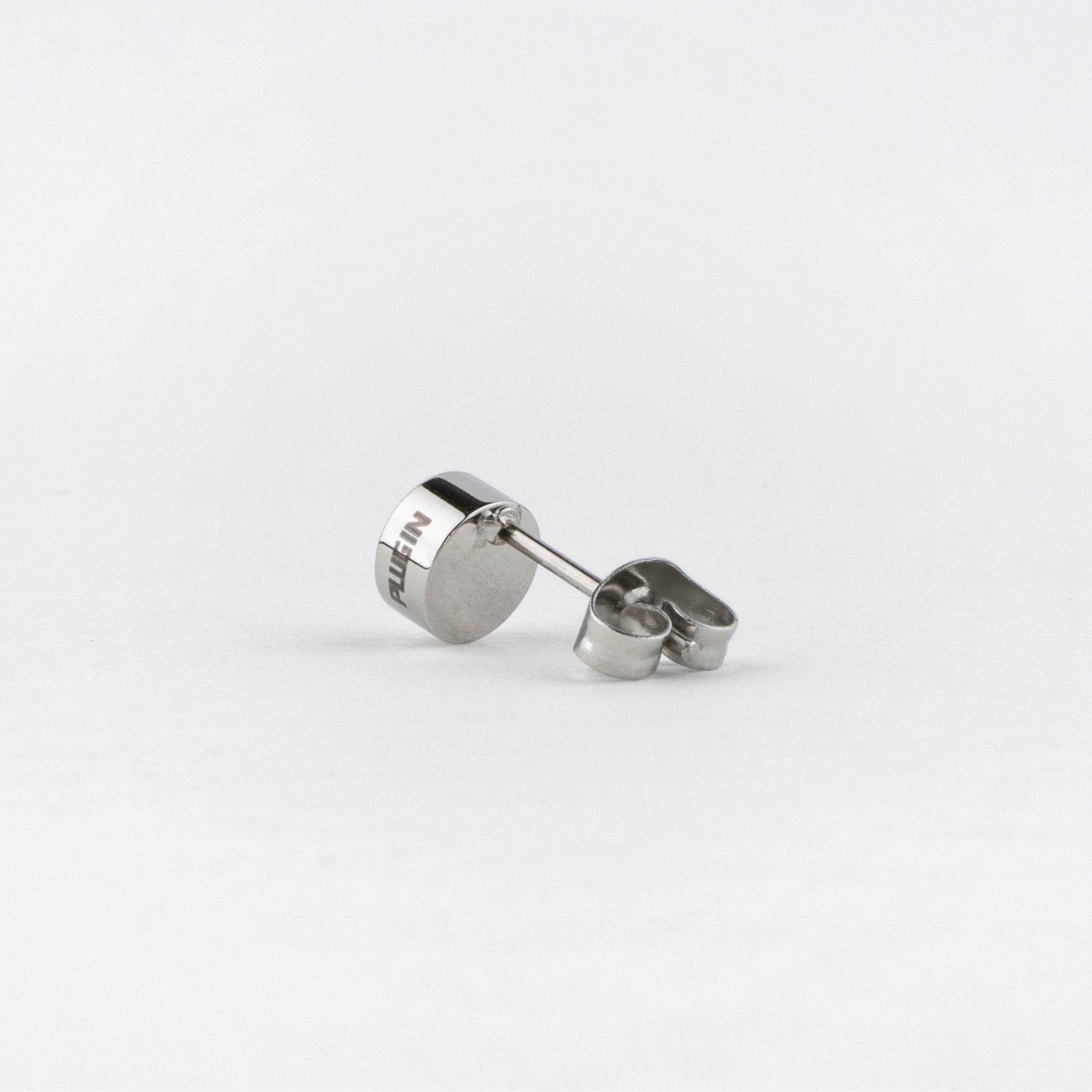 CZ PIERCE ステンレス キュービックジルコニアピアス PIE0806 – PLUG