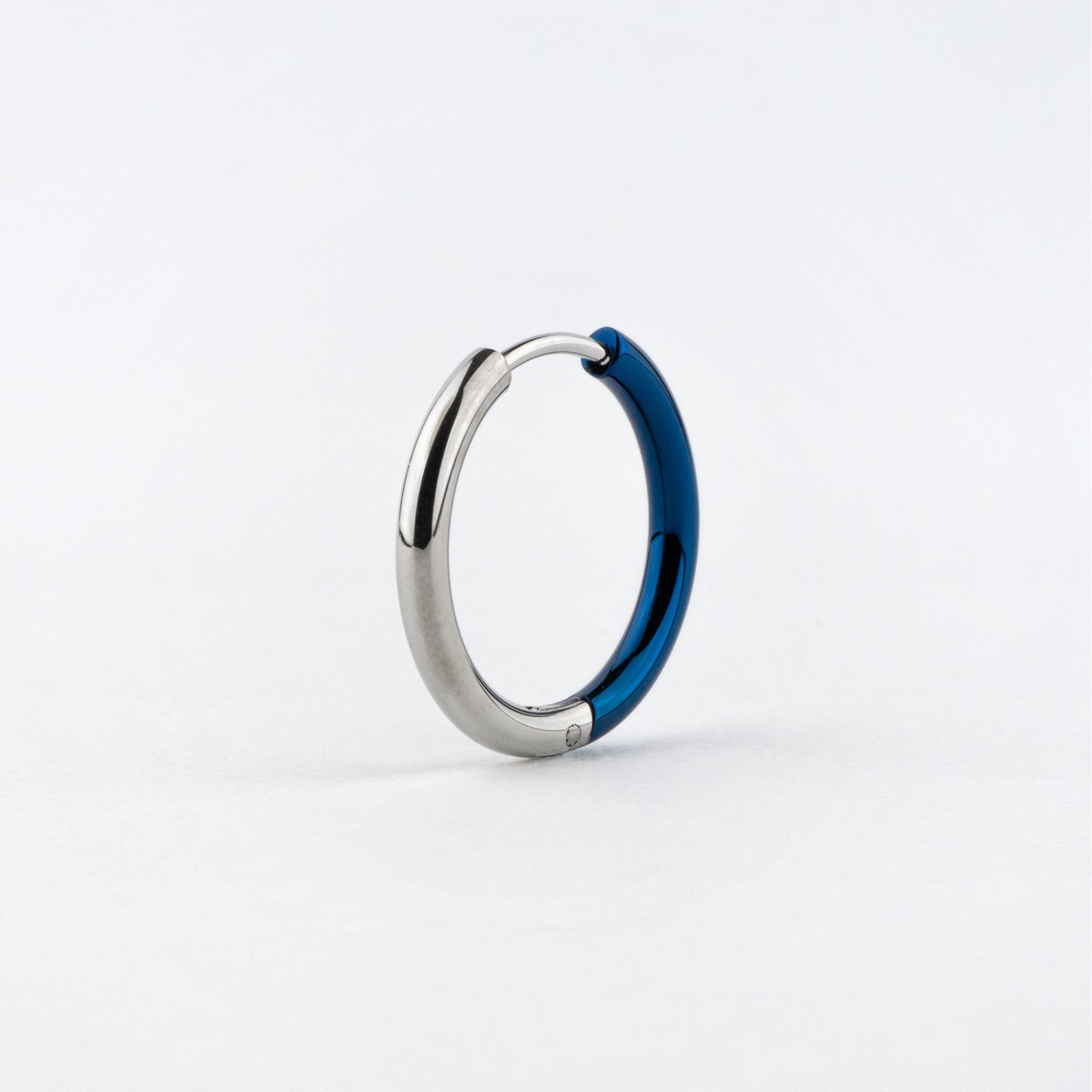 PIERCE & EAR CUFF – PLUG IN ONLINE