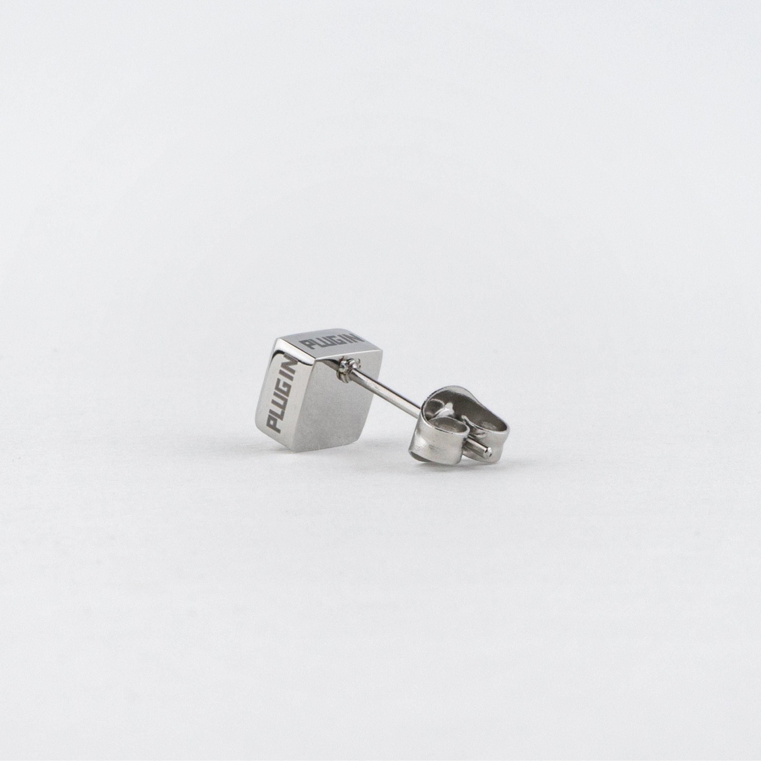 e.m. シルバーピアス キュービックジルコニア CZ PIERCE ステンレス キュービックジルコニアピアス PIE0804 – PLUG