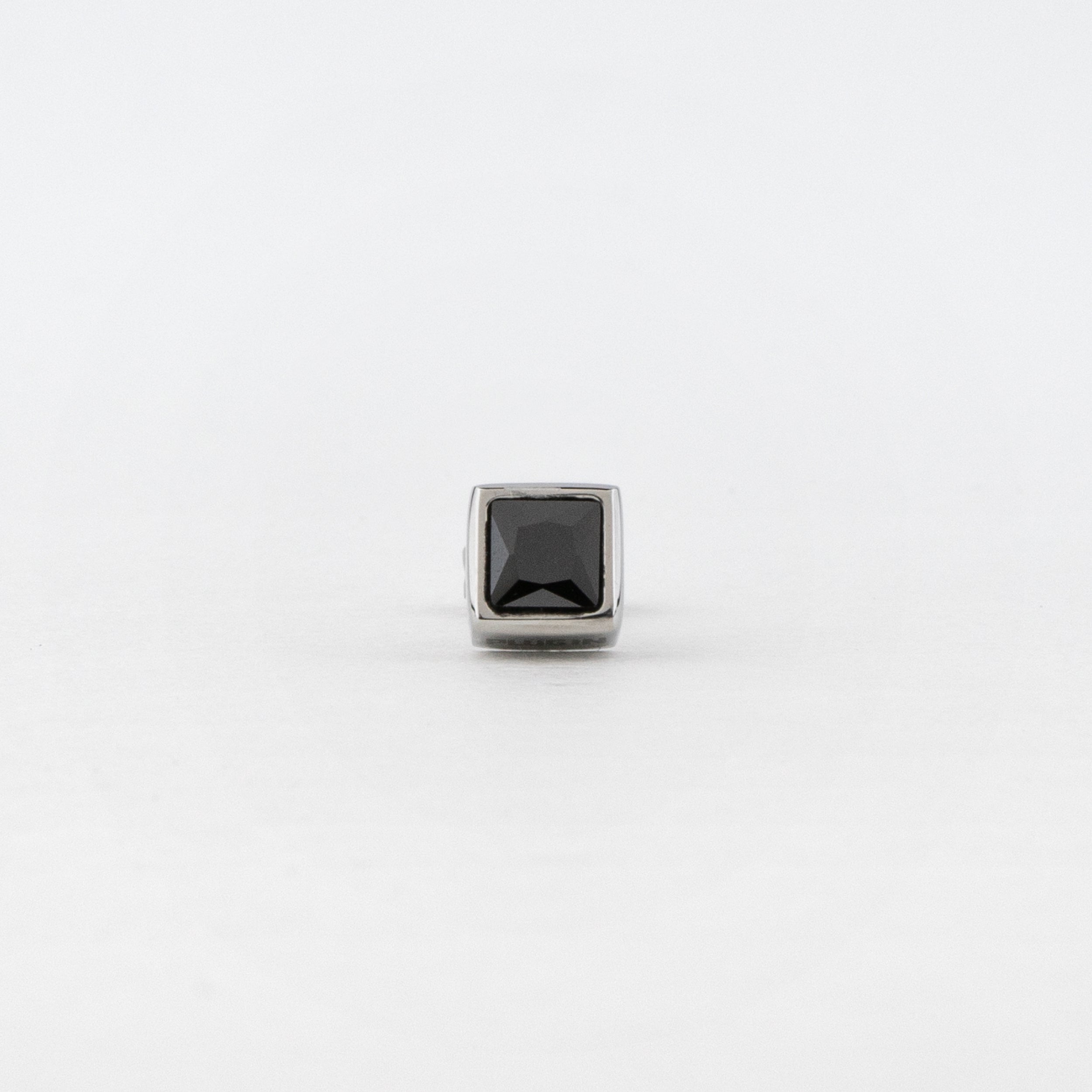 CZ PIERCE ステンレス キュービックジルコニアピアス PIE0804 – PLUG